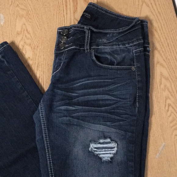 Juniors Twenty One by Rue21 Jeans Distressed Lacey Boot Cut Size 3/4 Regular - Picture 2 of 7